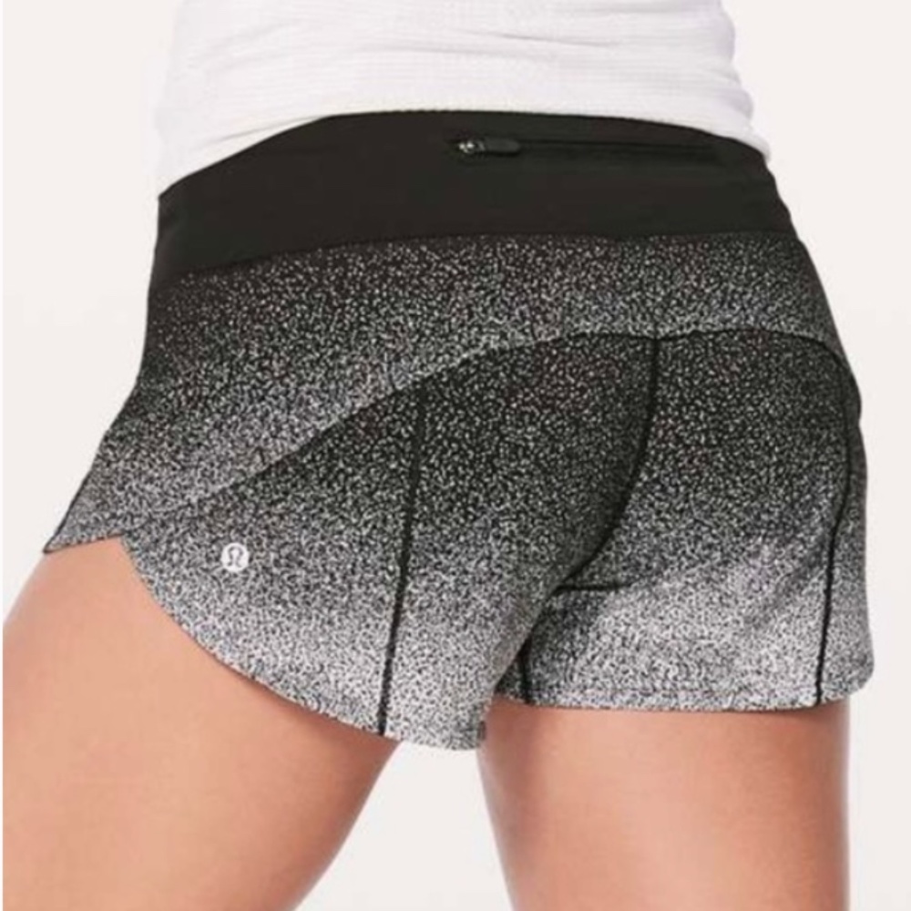 Lululemon Speed Up Short 2.5" - Picture 2 of 5